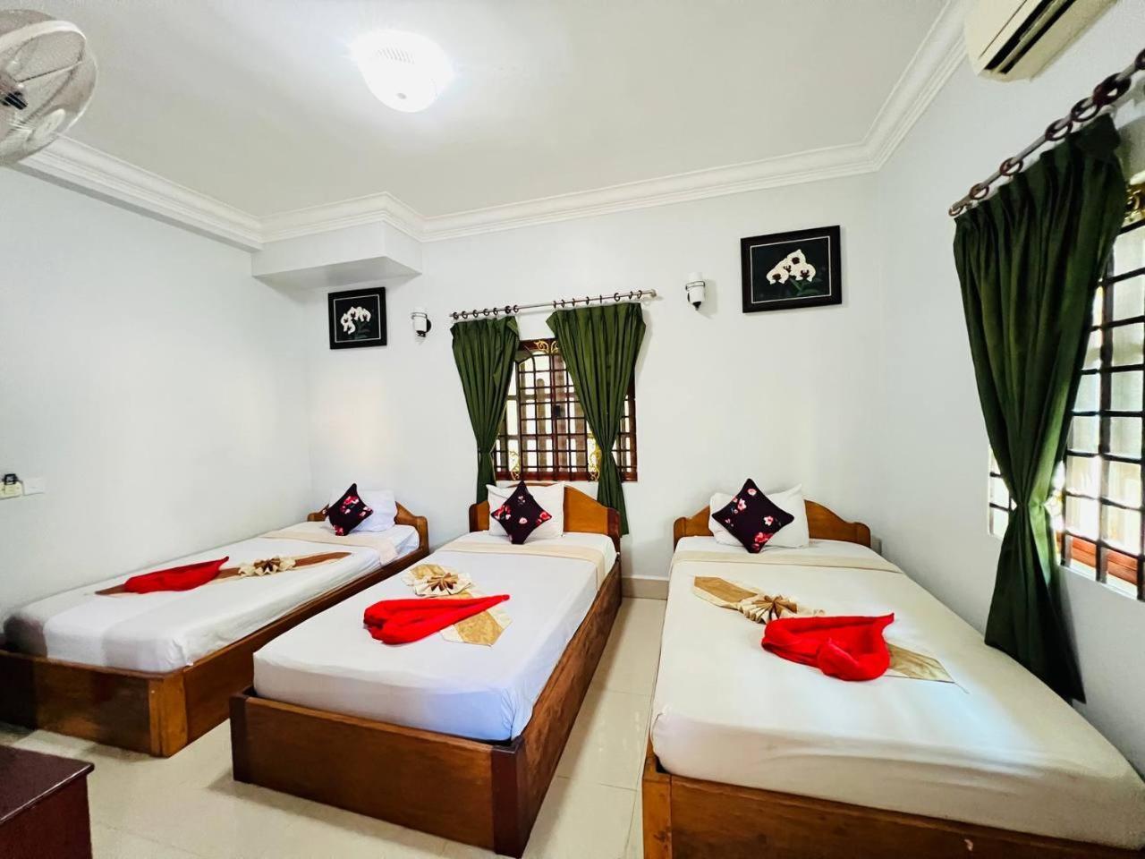 Golden Papaya Guesthouse Сием Реап Екстериор снимка