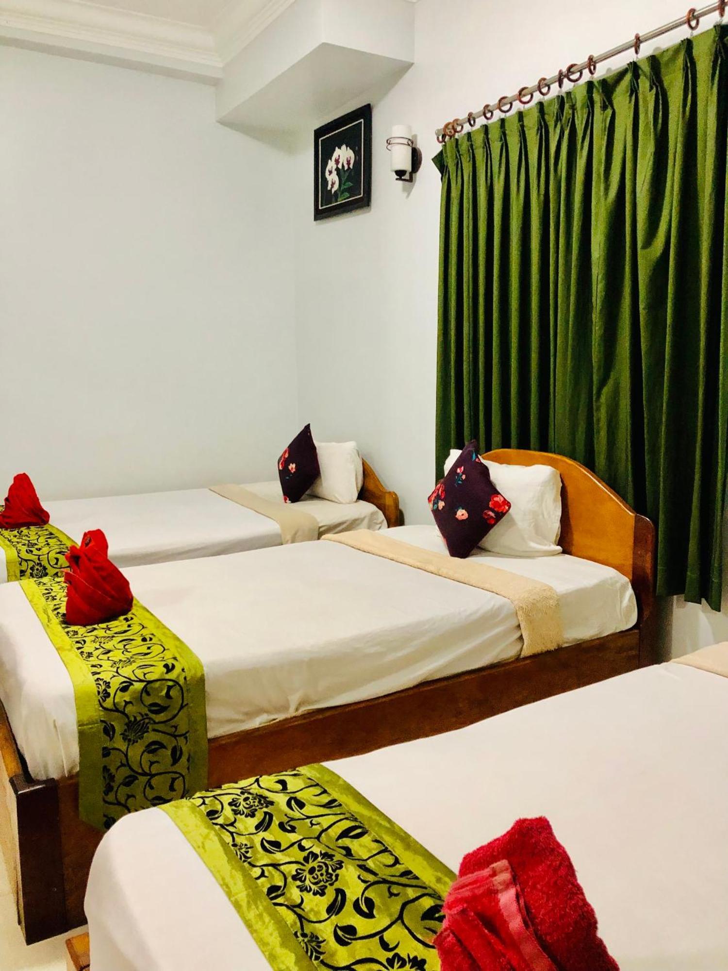 Golden Papaya Guesthouse Сием Реап Екстериор снимка