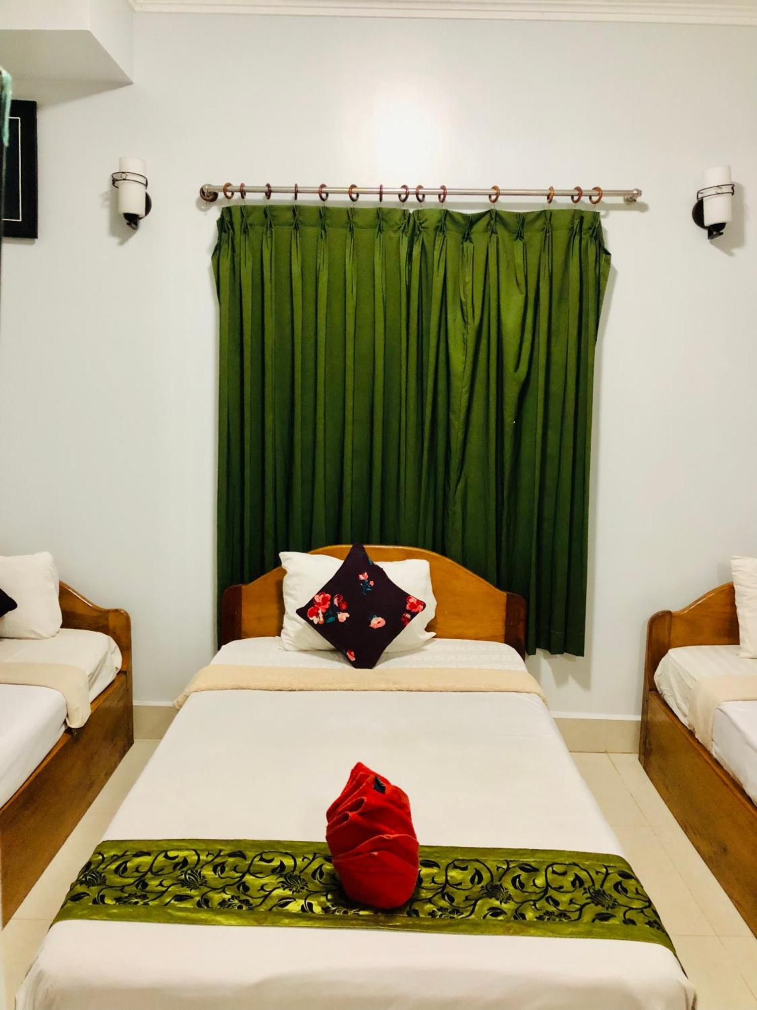 Golden Papaya Guesthouse Сием Реап Екстериор снимка